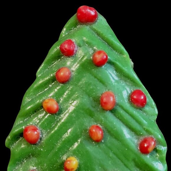 Vintage Plastic Clay Christmas Tree Brooch Pin With Red Baubles Safety Clasp 2" - Picture 3 of 3